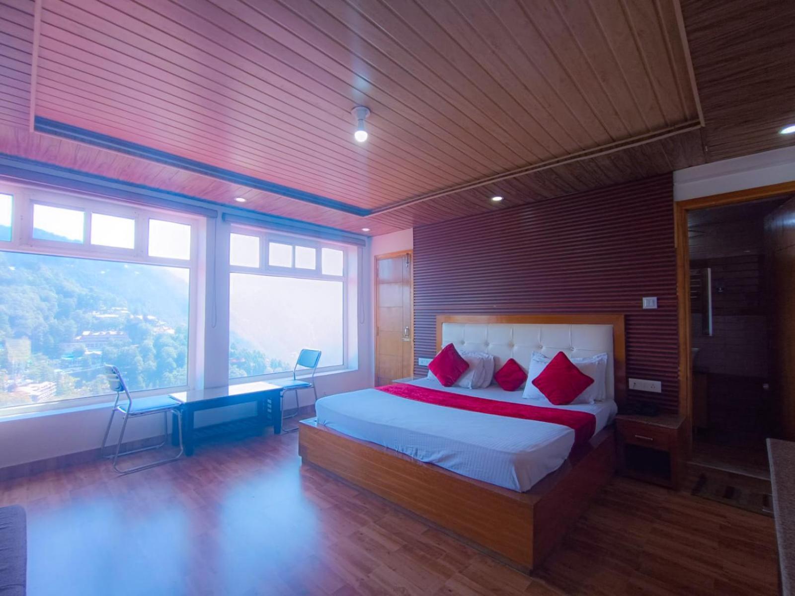 Hotel Snow Ark Inn, Dalhousie Exteriör bild